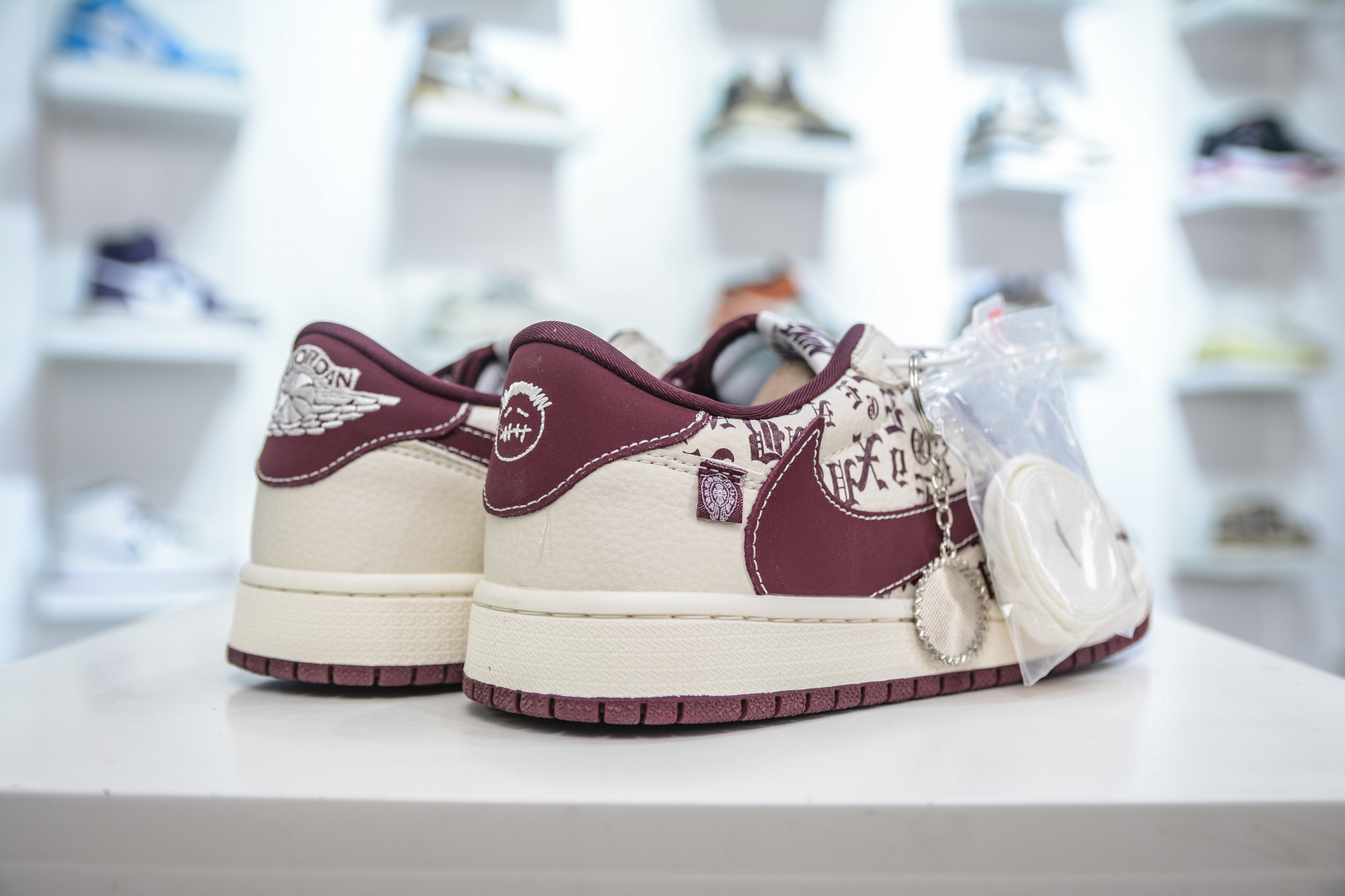 270 TS x Air Jordan x Chrome Hearts AJ1 Low 倒钩低帮联名克罗心-白酒红 LD2025-016
