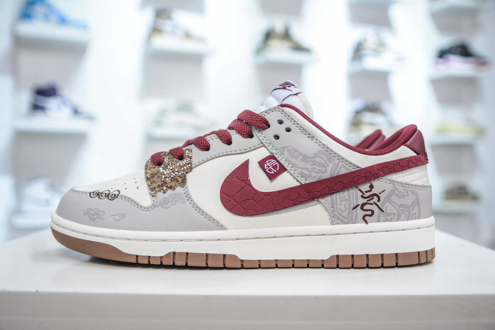 300 YC纯原 Nike SB Dunk Low 考拉派对 环岁之礼 巳巳如意 FB7160-161