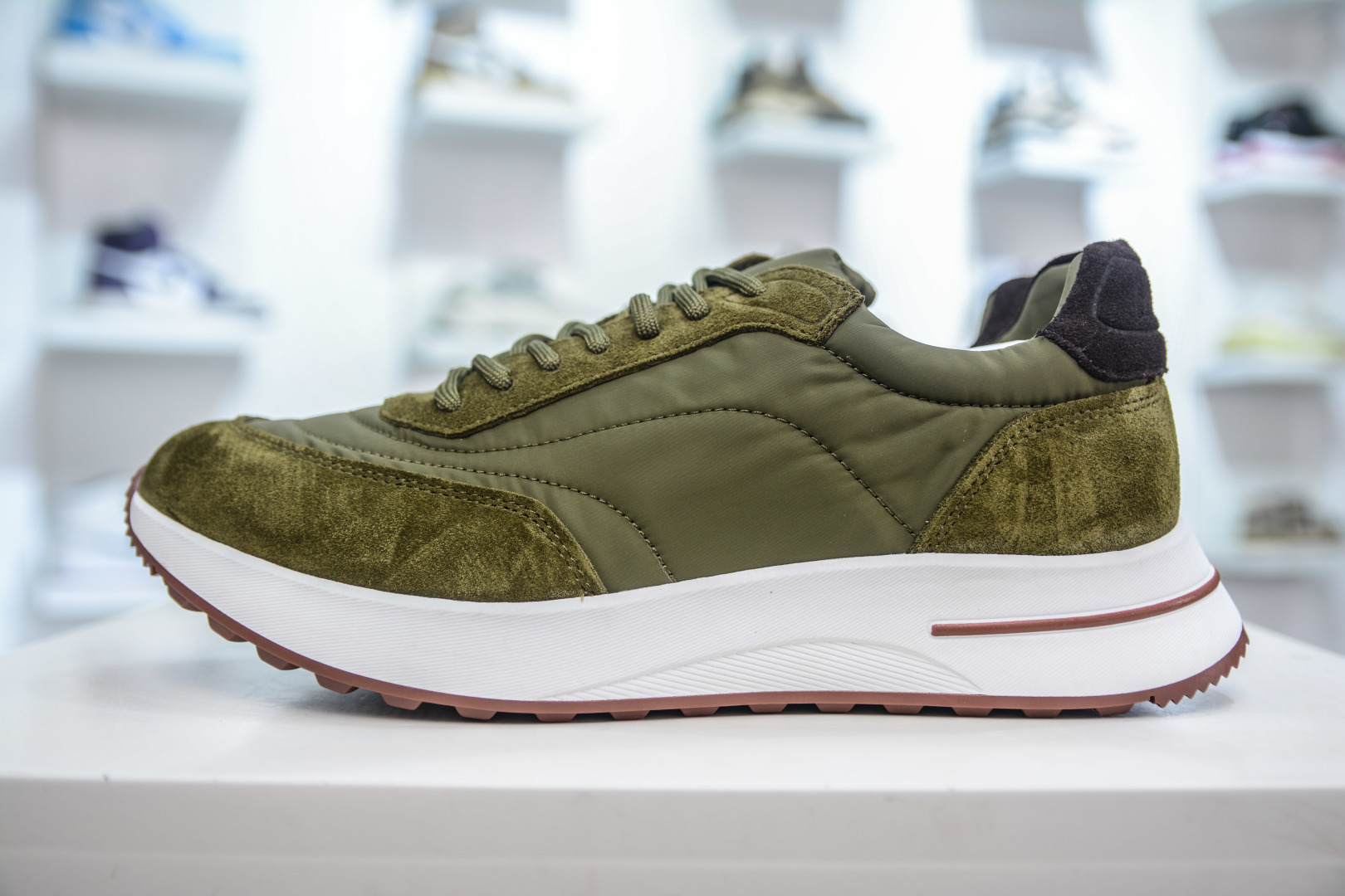 Loro Piana Men's Olive Green Leather Sneakers - Casual Comfort & Style 1 cmp i1746735050829 2968 0 0