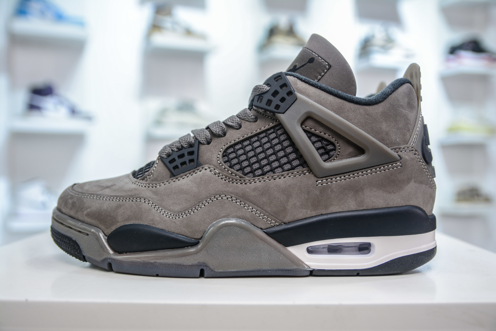 Travis Scott x Air Jordan 4 Retro 'Cave Stone' Limited Edition Sneakers 1 cmp i1746735232200 5972 0 0