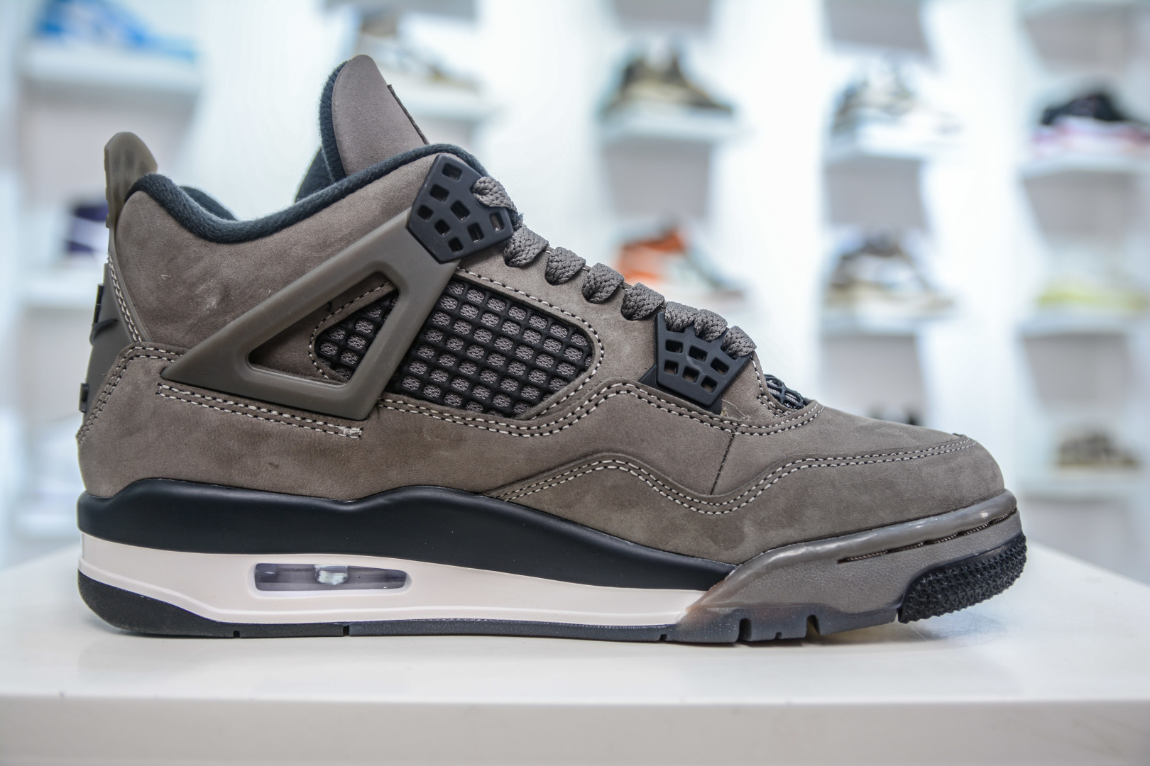 Travis Scott x Air Jordan 4 Retro 'Cave Stone' Limited Edition Sneakers 3 cmp i1746735234908 2391 0 2