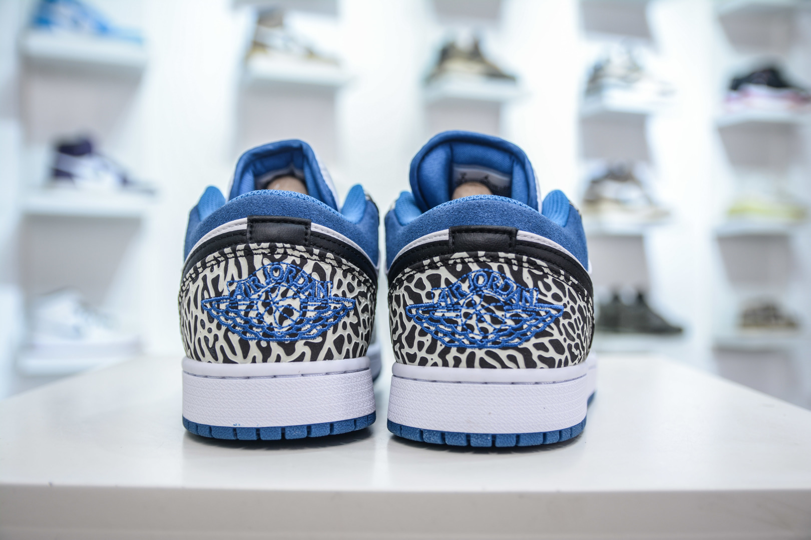 Air Jordan 1 Low 'Cracked Leather' White Blue Men's Shoe DM1199-140 2 cmp i1746735479247 5293 0 1