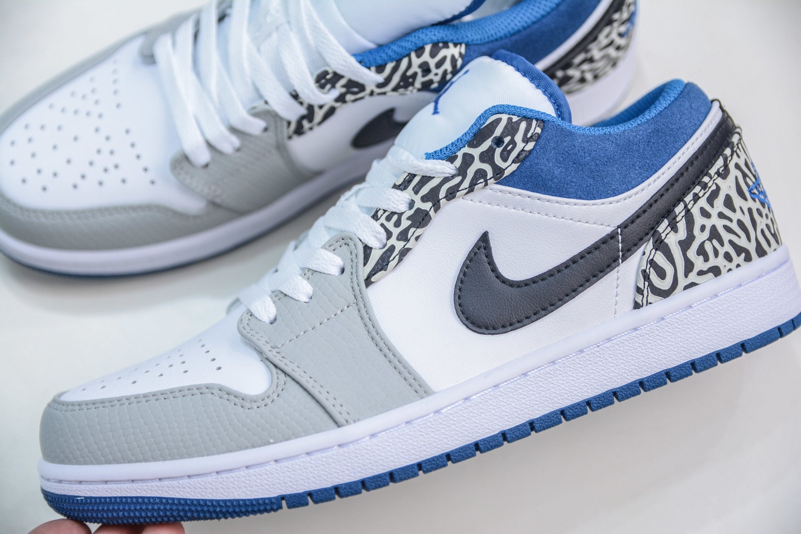 Air Jordan 1 Low 'Cracked Leather' White Blue Men's Shoe DM1199-140 7 cmp i1746735479258 1649 0 6