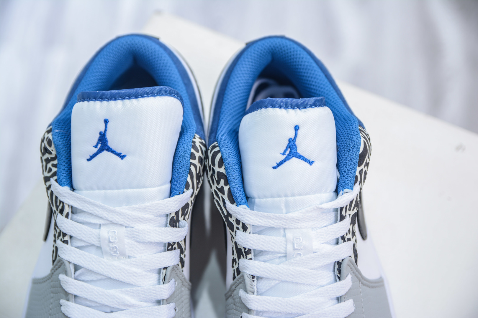 Air Jordan 1 Low 'Cracked Leather' White Blue Men's Shoe DM1199-140 8 cmp i1746735479275 6693 0 7