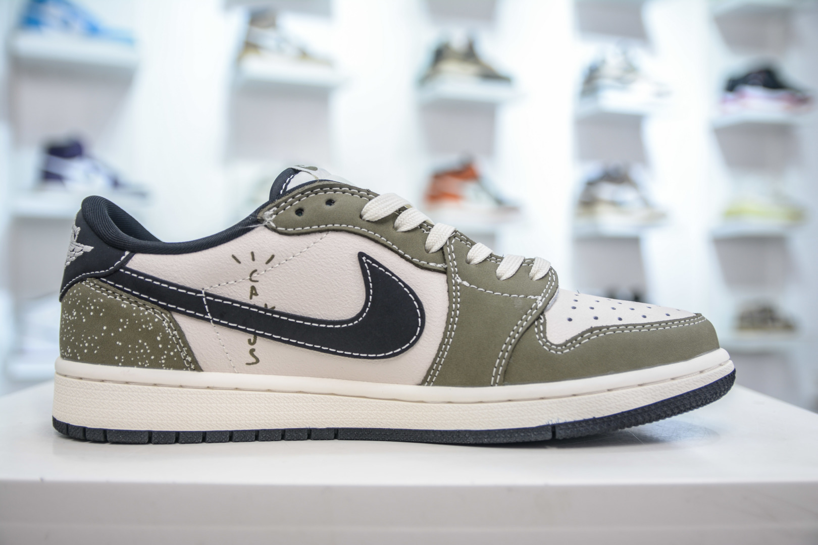 270 TS x Air Jordan x Stussy AJ1 Low 倒钩低帮联名斯图西-军绿黑 LD2025-018