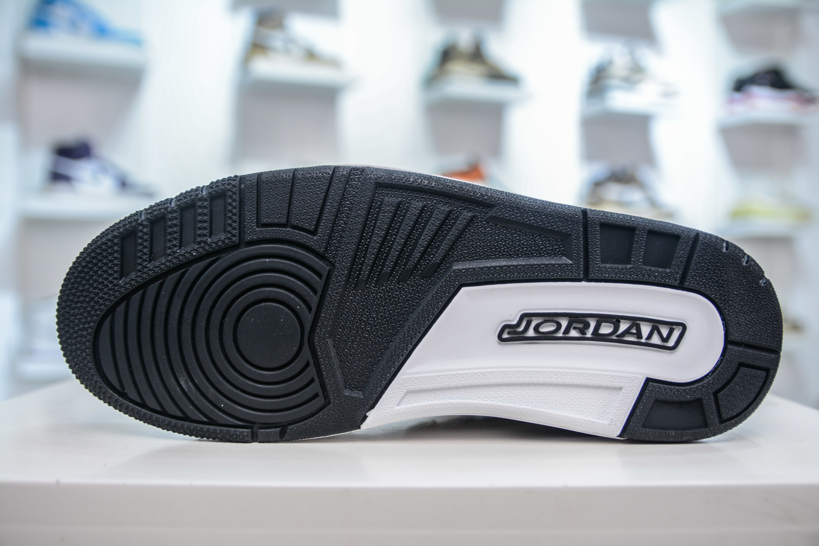 Air Jordan Legacy 312 Low White/Brown/Black Sneakers - Iconic Design 5 cmp i1746812136152 3771 0 4
