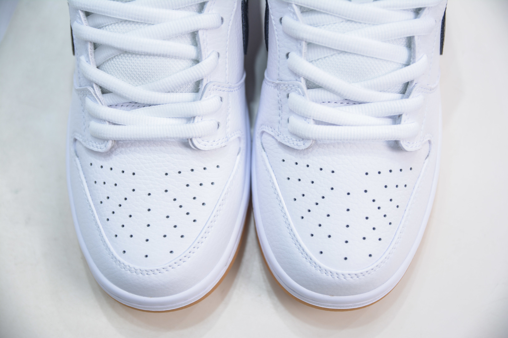 Nike SB Dunk Low Pro ISO 'White Gum' Skateboarding Shoes CD2563-100 9 cmp i1746828790871 3055 0 8
