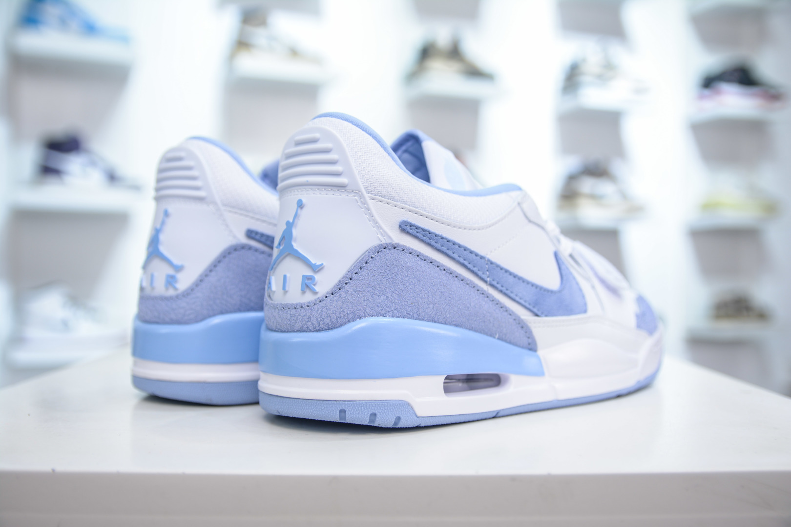 240 Air Jordan Legacy AJ312 低帮 白蓝 FQ7827-104