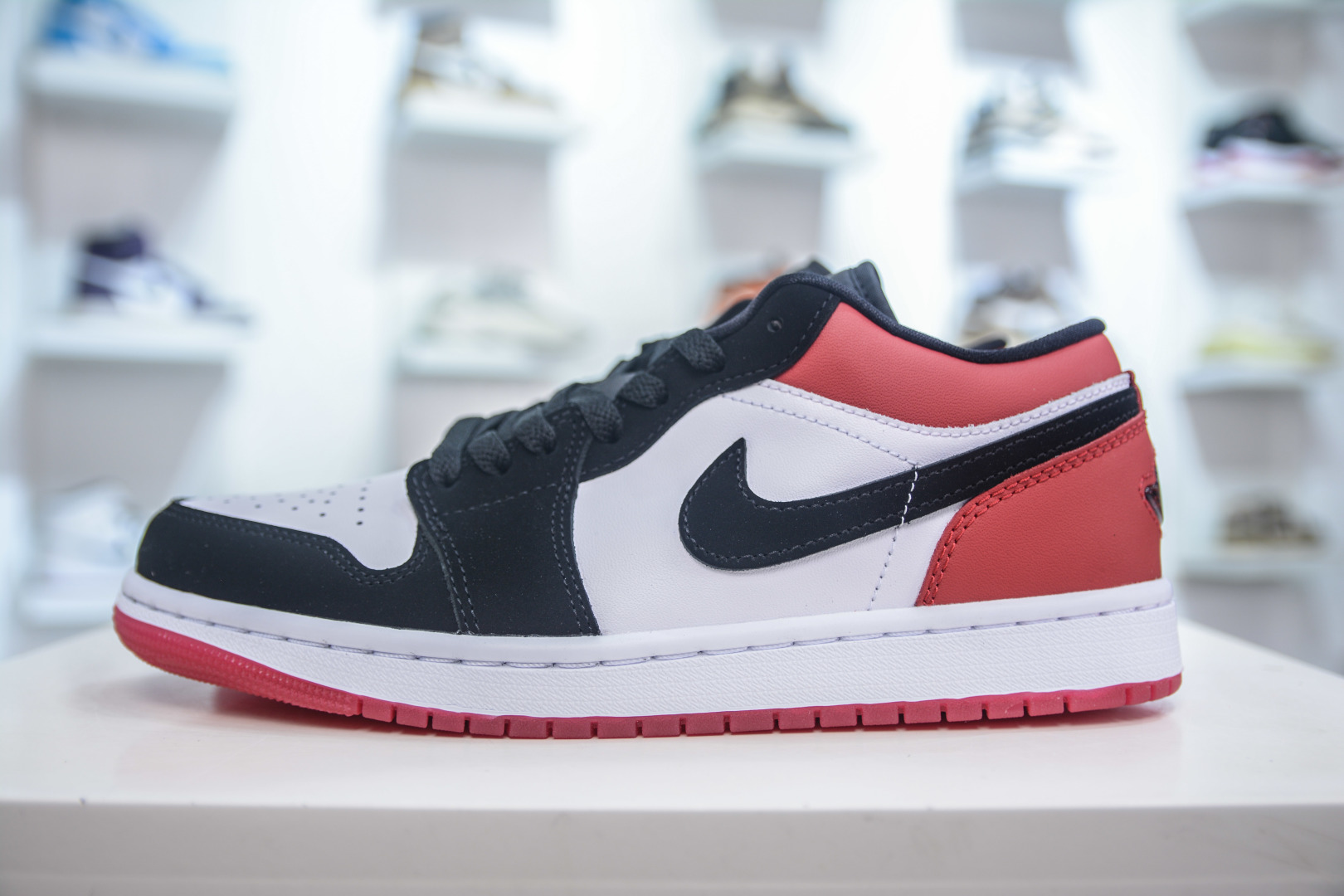 Air Jordan 1 Low Black Toe - Iconic Style, Unmatched Comfort 1 cmp i1746903350210 3617 0 0