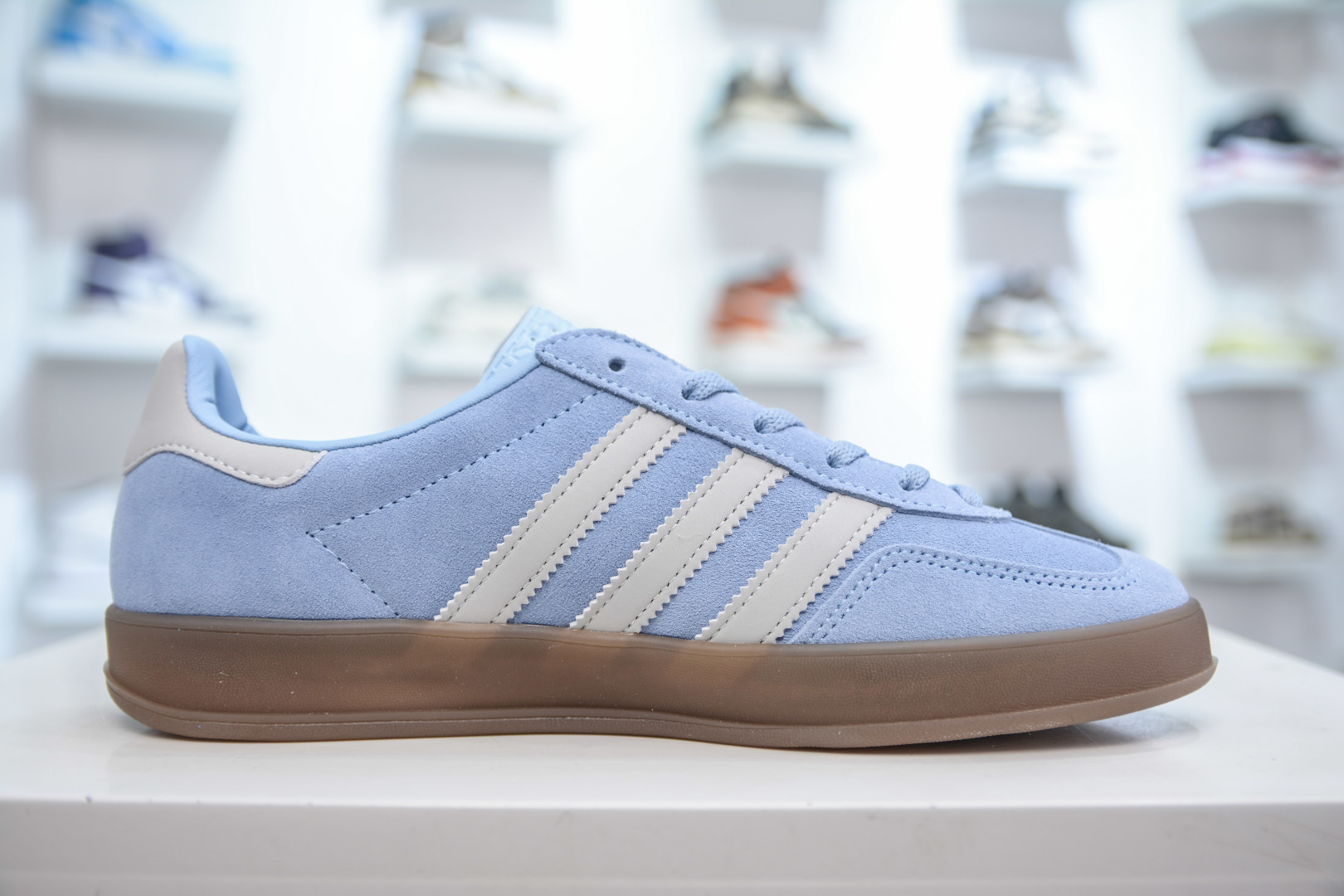 Adidas Originals Gazelle Indoor Sneakers - Blue/White - Comfortable & Stylish 3 cmp i1746903467723 3228 0 2