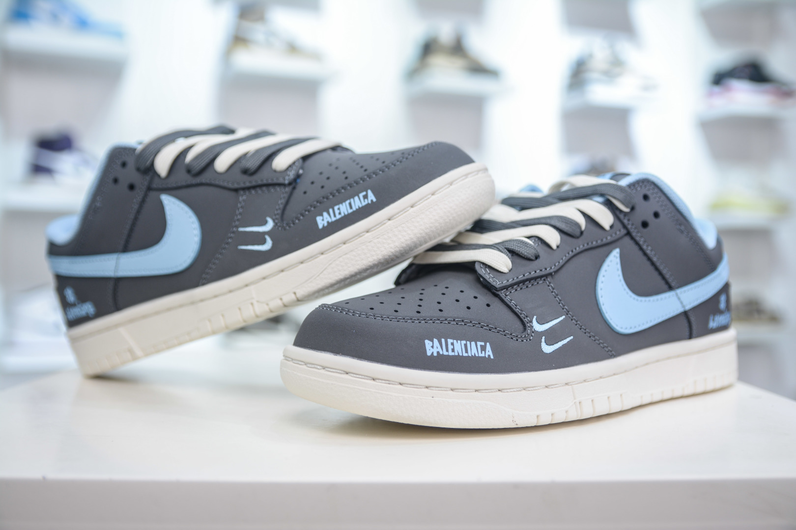 Nike SB Dunk Low x Balenciaga Grey Blue Sneakers - Premium Quality & Comfort 4 cmp i1746903616992 9011 0 3