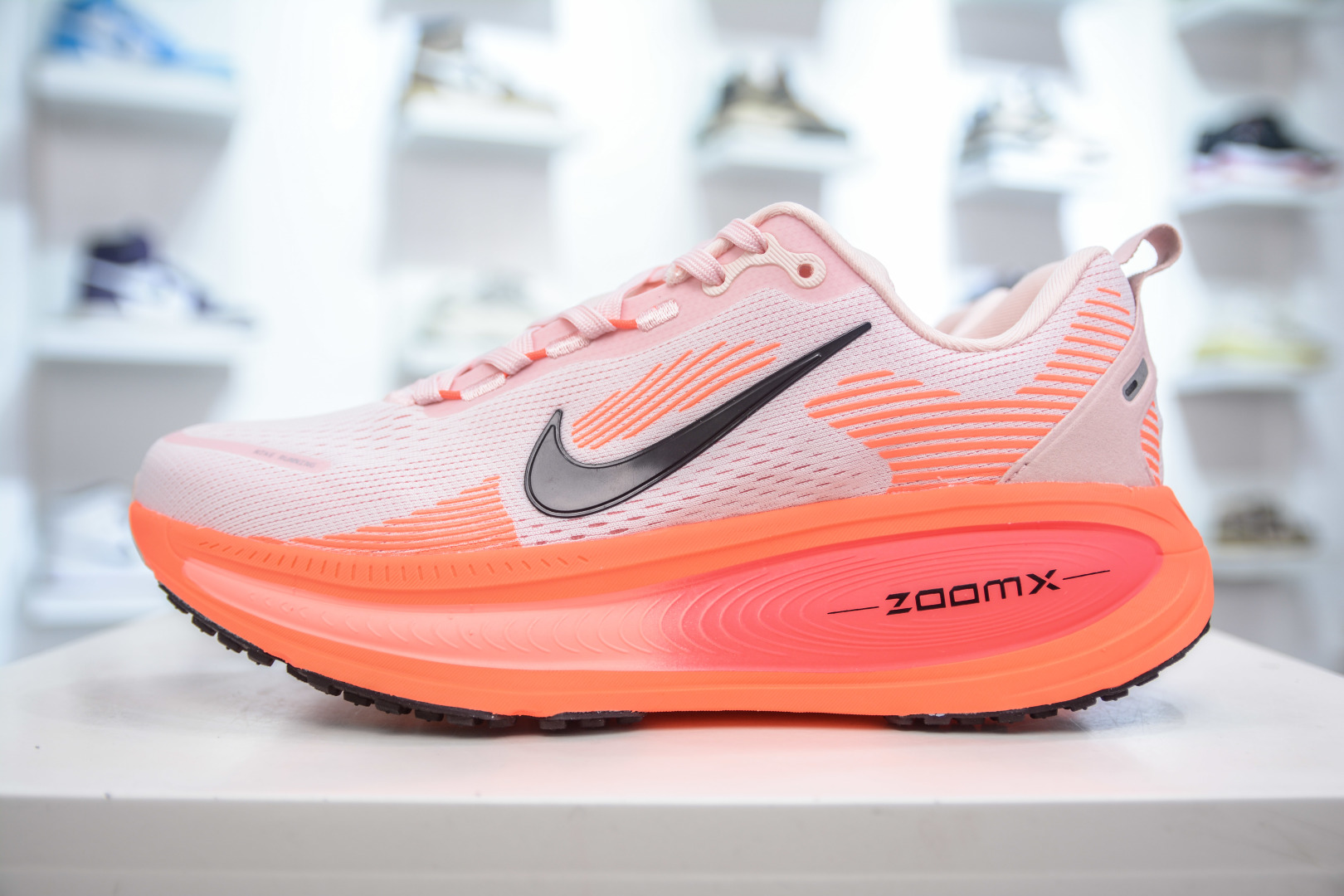Nike Air Zoom Vomero 18 Women's Running Shoes - Lightweight & Comfortable 1 cmp i1746903872928 4500 0 0