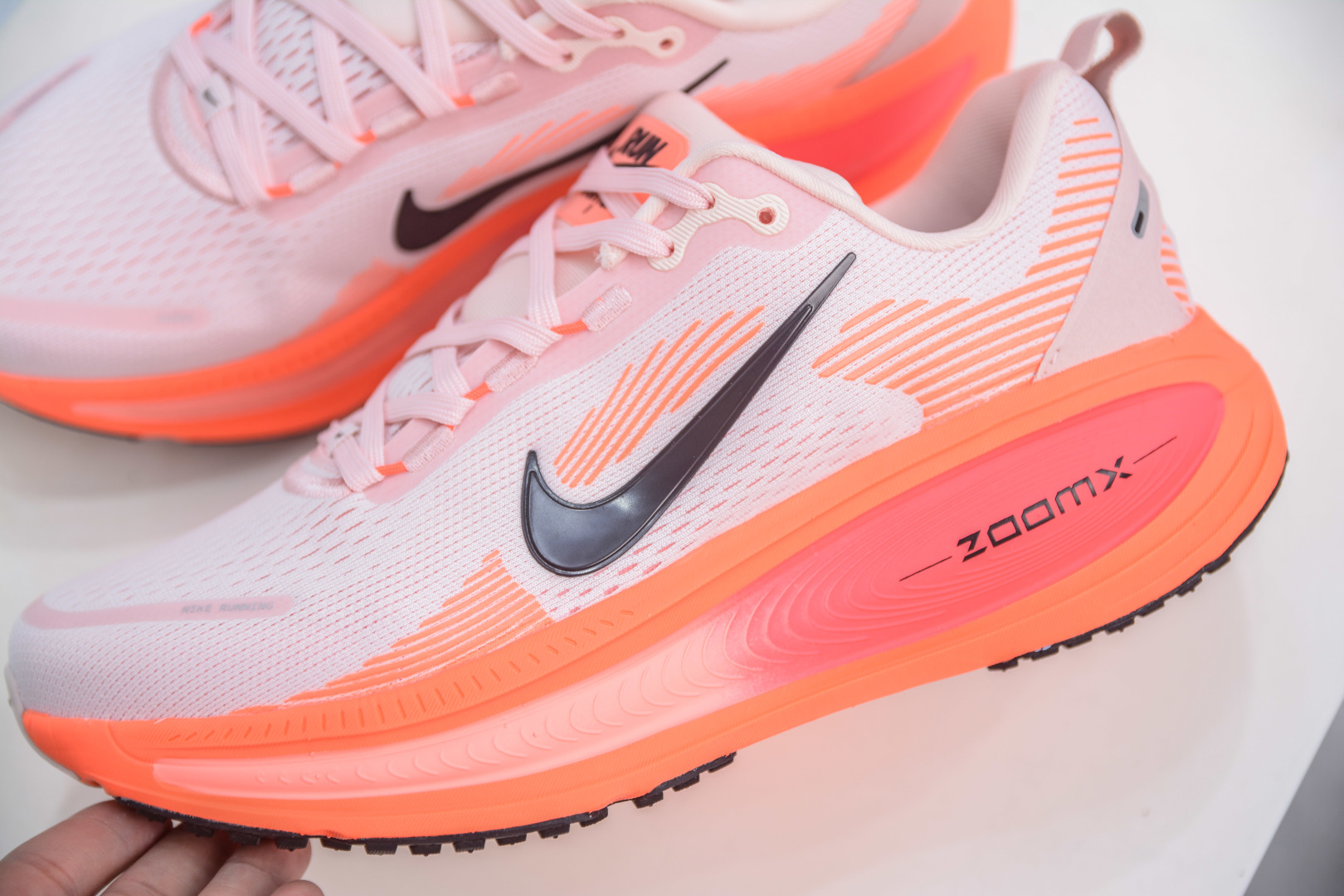 Nike Air Zoom Vomero 18 Women's Running Shoes - Lightweight & Comfortable 7 cmp i1746903872928 551 0 6