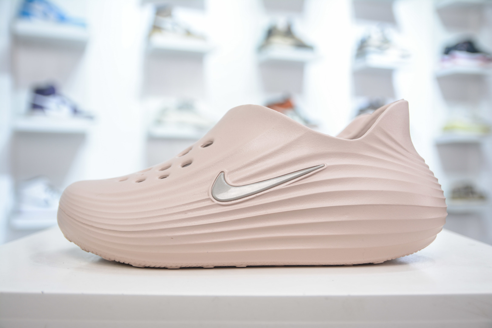 Nike ReactX Rejuven8 Summer Sandals - Soft, Responsive Comfort - HV5060 100 1 cmp i1746903935703 379 0 0