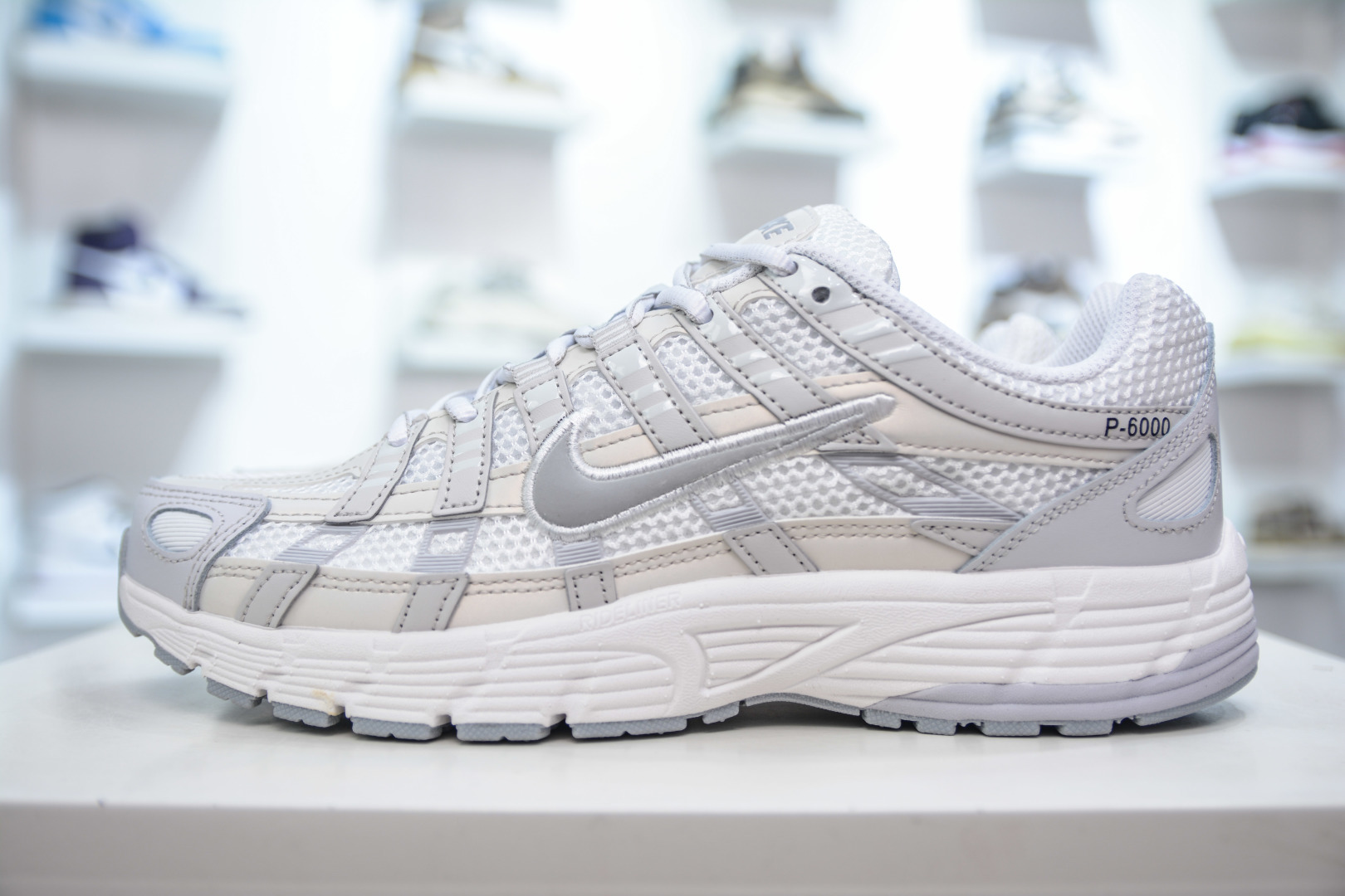 X NK P-6000 Pegasus 21 IF1756 100 36 36.5 37.5 38 38.5 39 40 40.5 41 42 42.5 43 44 44.5 45 Scarpe Scarpe Scarpe sportive