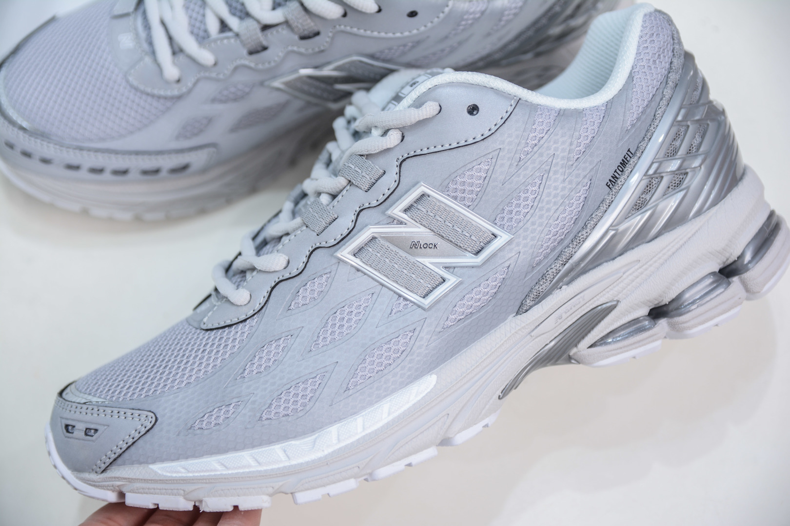210 T版纯原 New Balance M1906R系列 复古老爹防滑耐磨低帮 跑步鞋 M1906WFE