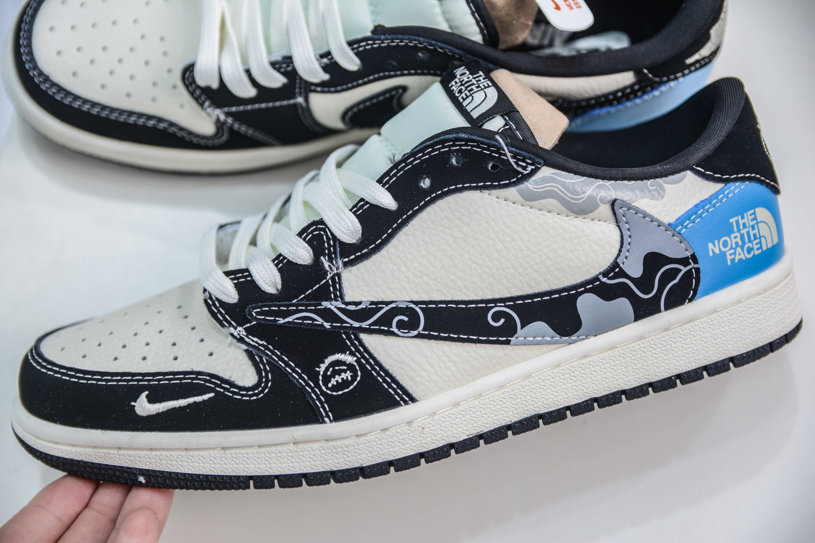 270 The North Face x Travis Scott x Air Jordan 1 Low乔丹1代低帮倒钩北面联名-祥云蓝黑 XS2024-052