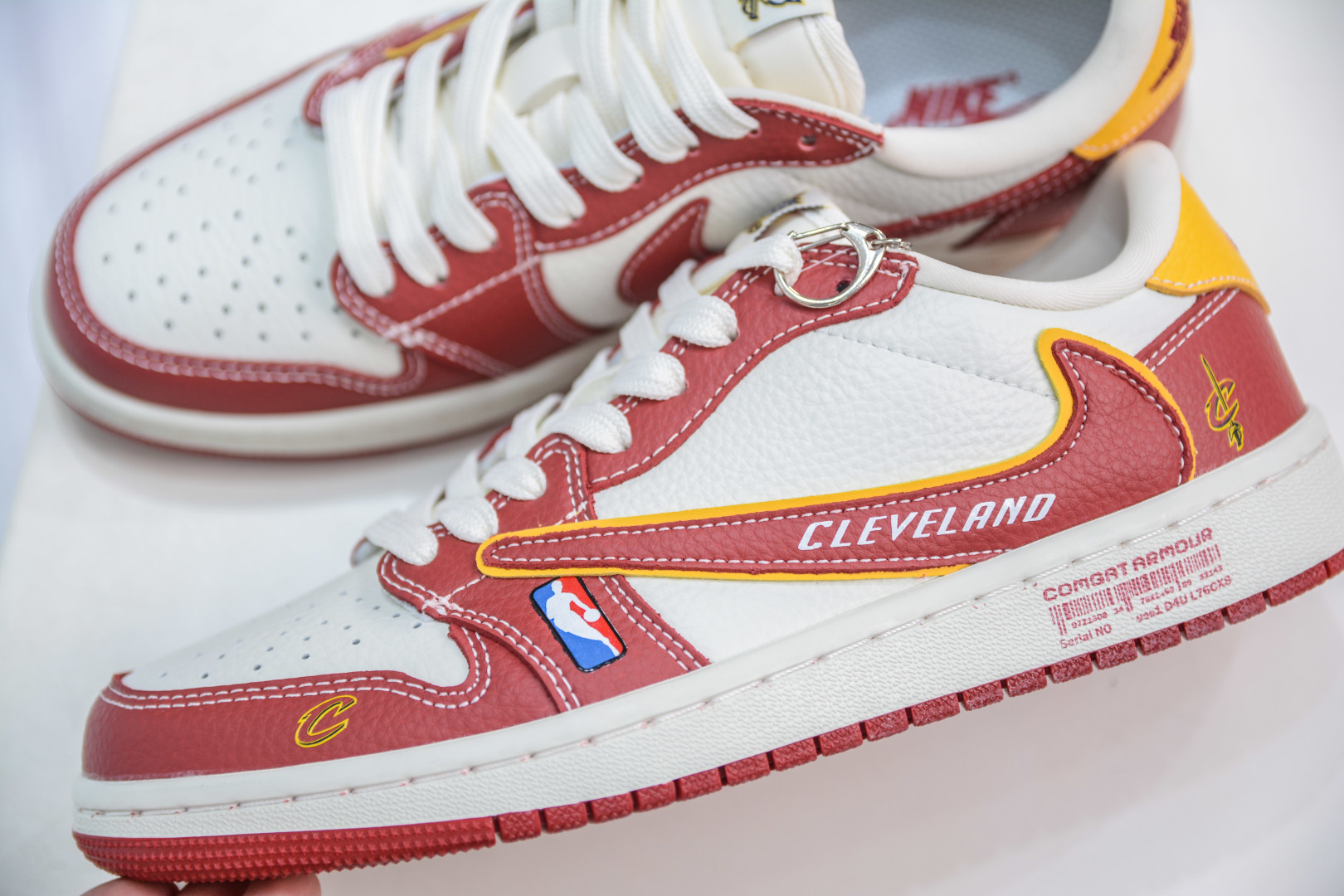 270 Travis Scott x Fragment Design x Air Jordan 1 Low OG SP AJ1 反转克利夫兰骑士联名-白红黄 SC9207-031