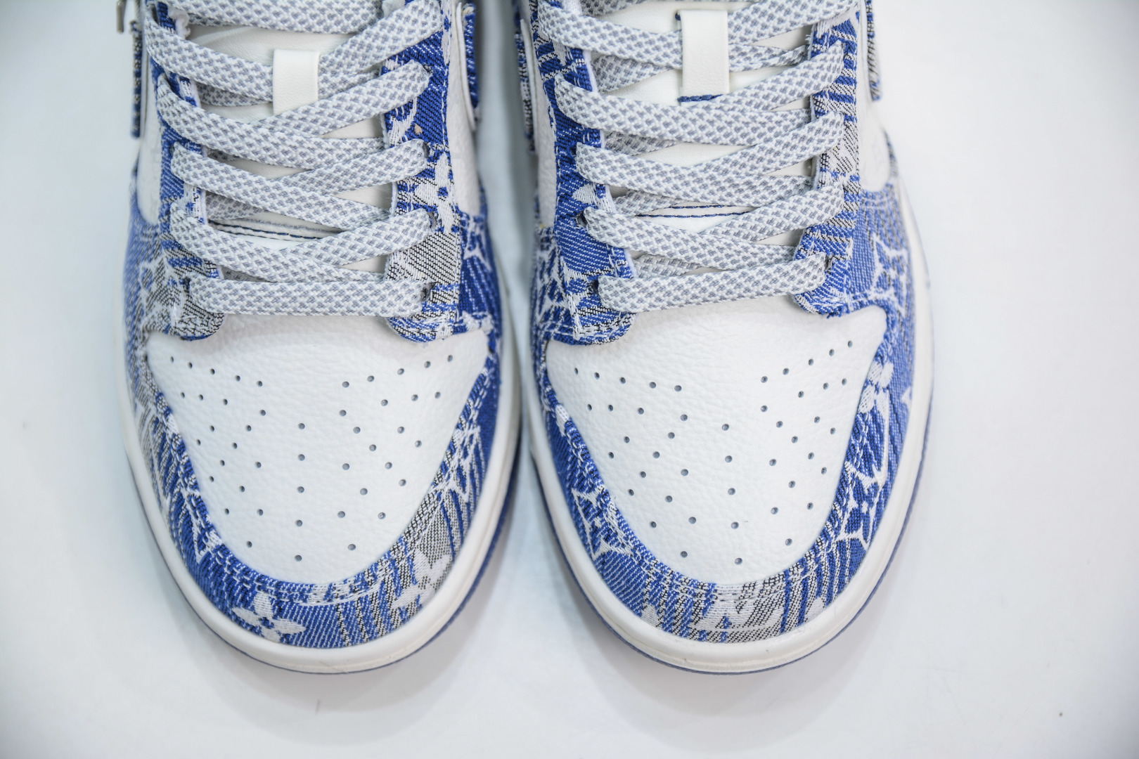 280 Nike SB Dunk Low x Louis Vuitton LV联名-蓝白牛仔 SC9772-808