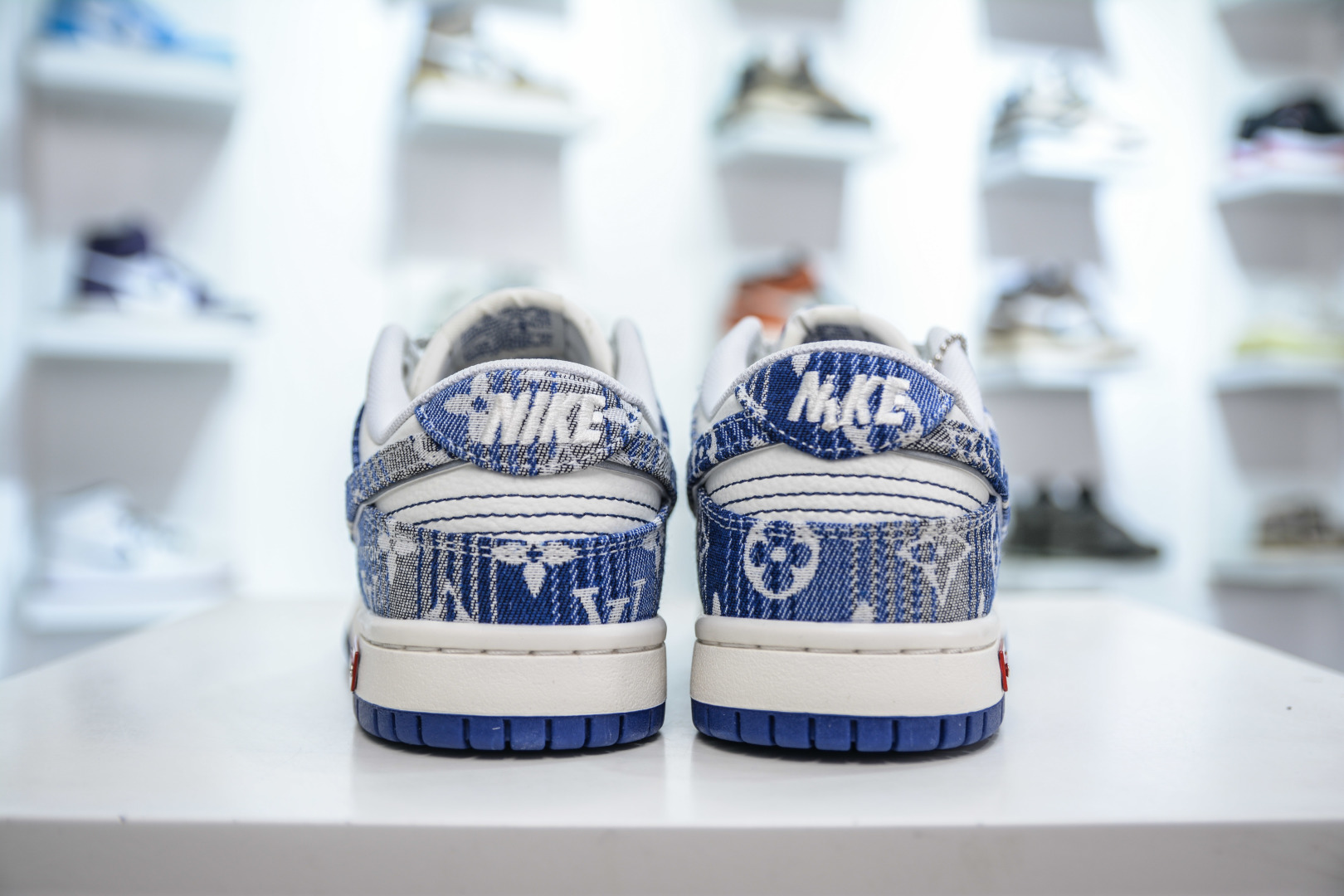 280 Nike SB Dunk Low x Louis Vuitton LV联名-蓝白牛仔 SC9772-808