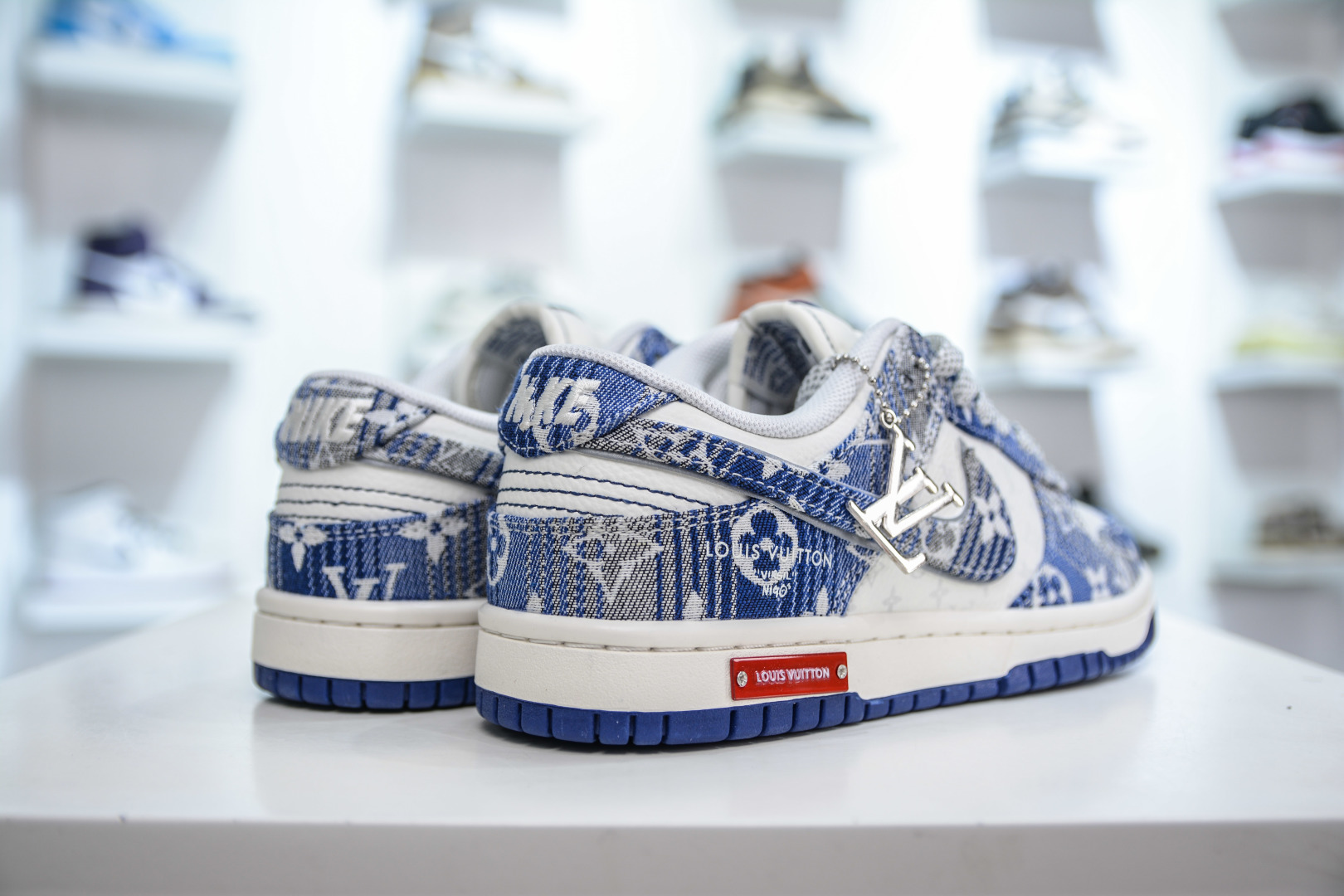 280 Nike SB Dunk Low x Louis Vuitton LV联名-蓝白牛仔 SC9772-808