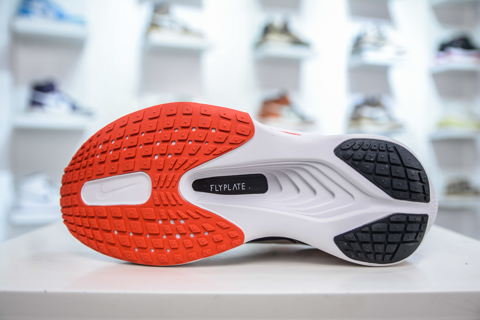 220 Nike Zoom Fly 6 耐克超弹轻盈跑步鞋 HQ3498-100