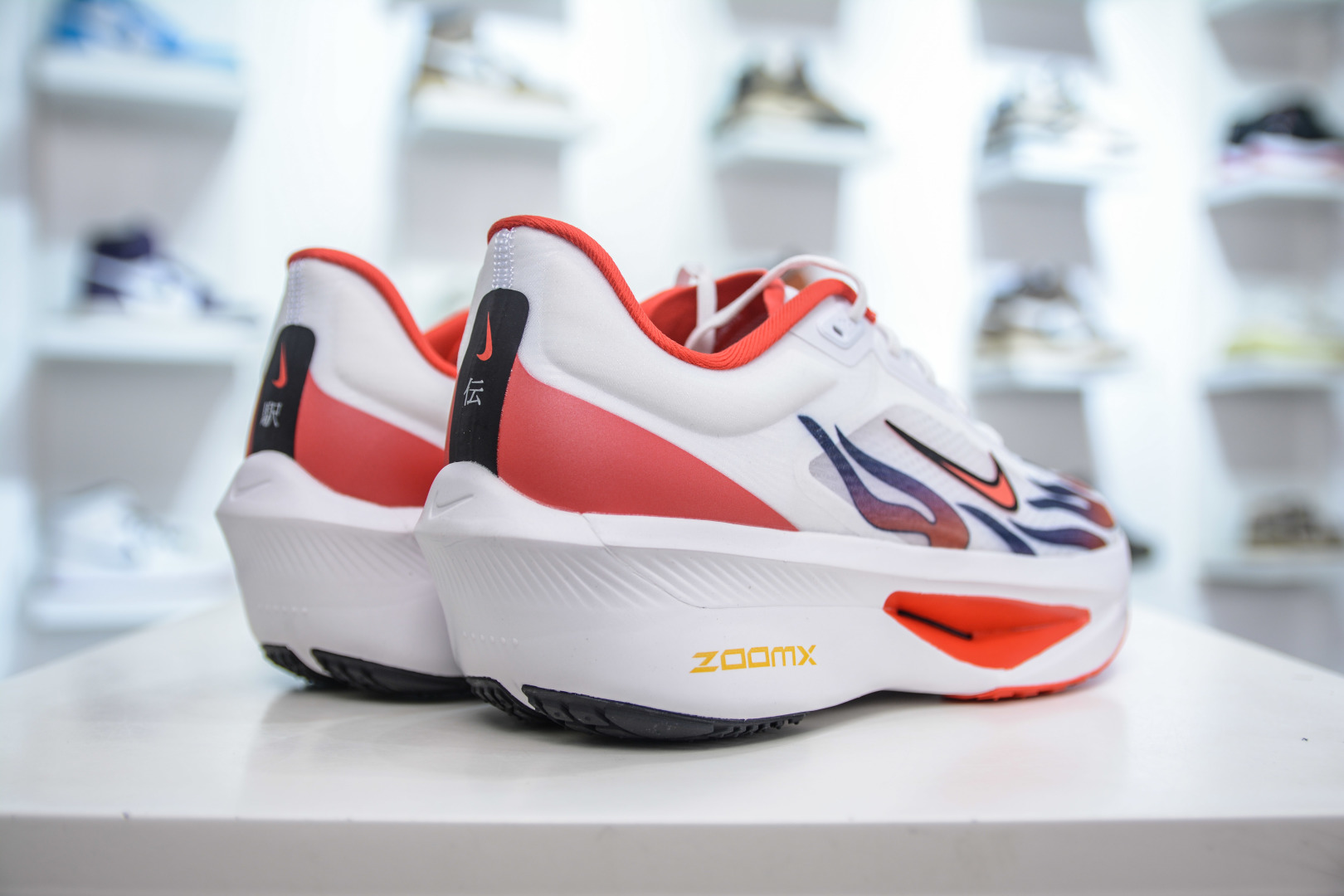 220 Nike Zoom Fly 6 耐克超弹轻盈跑步鞋 HQ3498-100