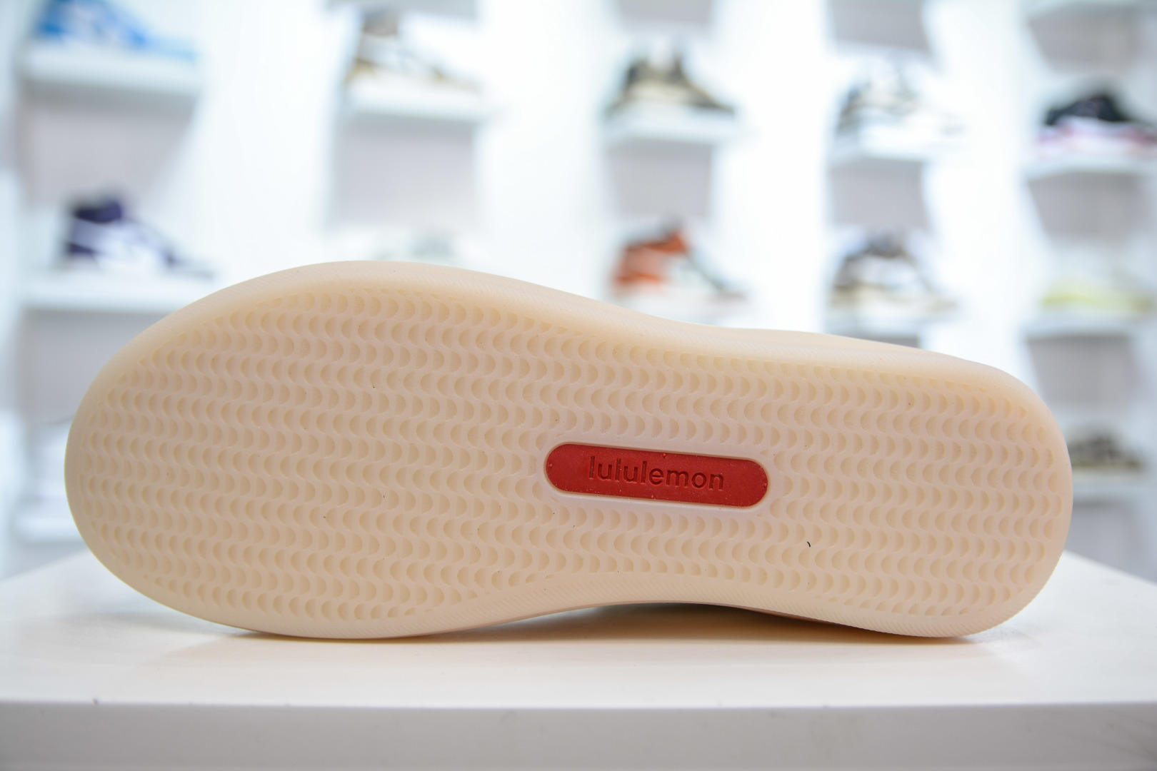 260 CS版 lululemon Cityverse 露露乐檬极简主义减震耐磨低帮生活休闲鞋