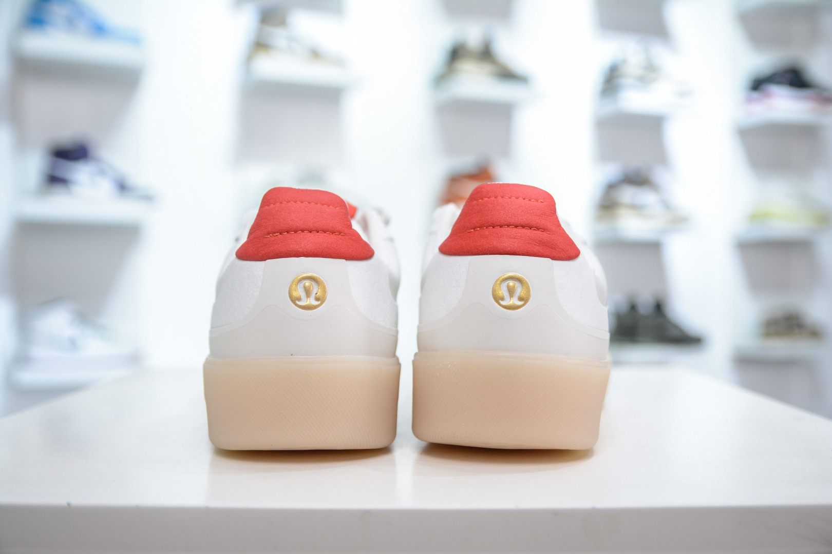 260 CS版 lululemon Cityverse 露露乐檬极简主义减震耐磨低帮生活休闲鞋