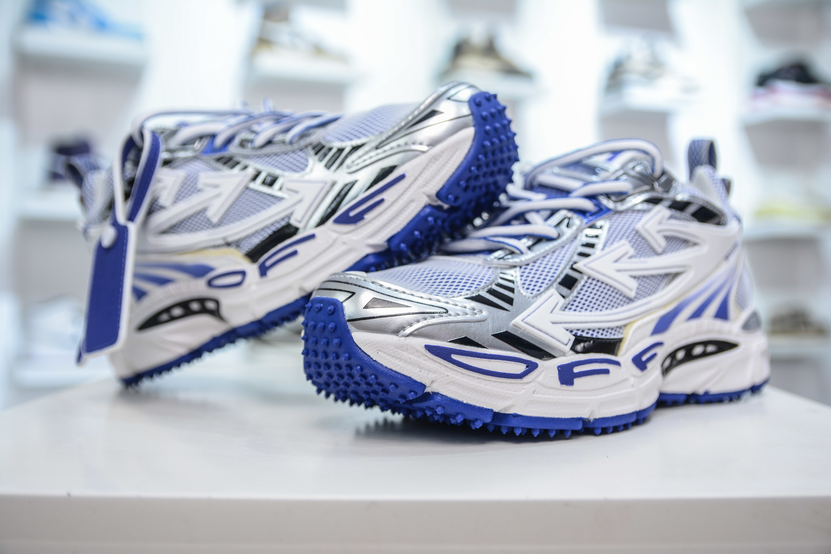 400 Kx神版 Off-White 2024年OW最新款跑鞋