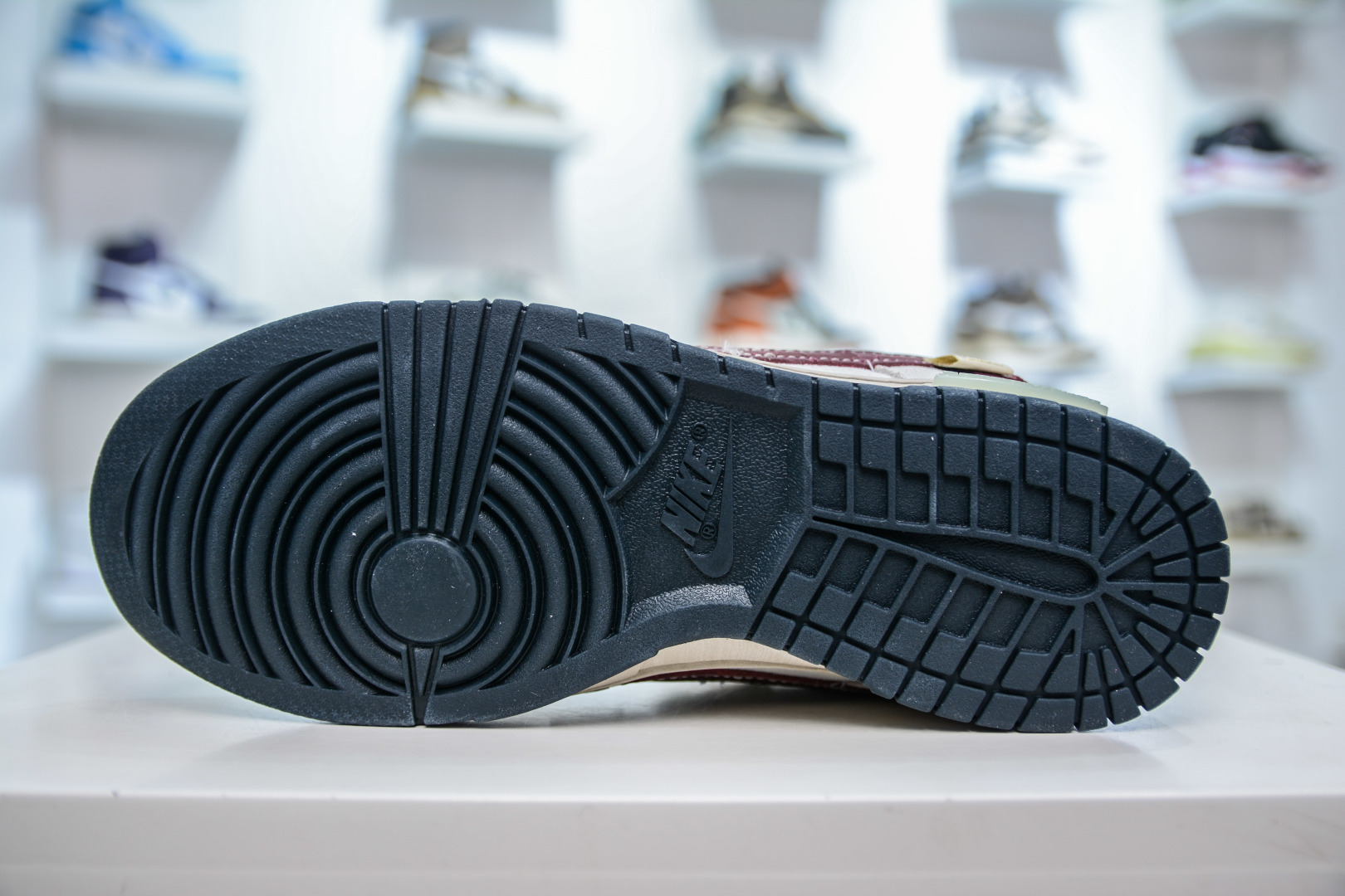 290 Nike SB Dunk Low ”Double Swoosh” 熊猫恶作剧 CNY蛇年 蜕尘迎金 HV1800-101