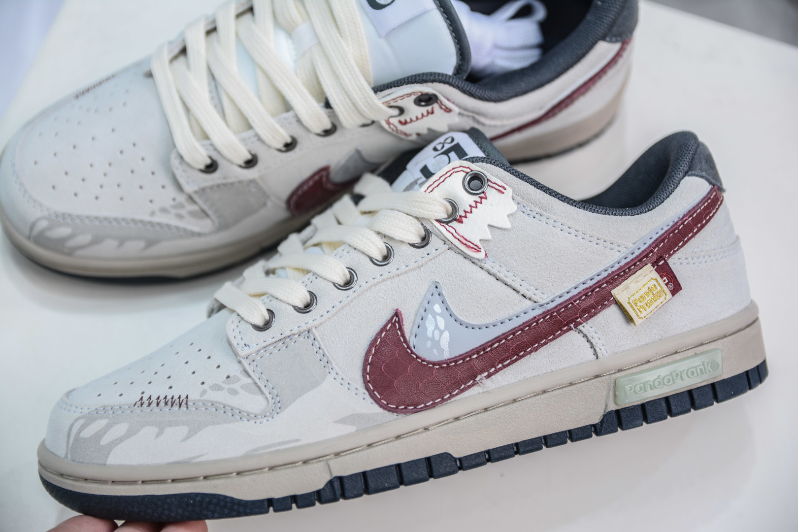 290 Nike SB Dunk Low ”Double Swoosh” 熊猫恶作剧 CNY蛇年 蜕尘迎金 HV1800-101