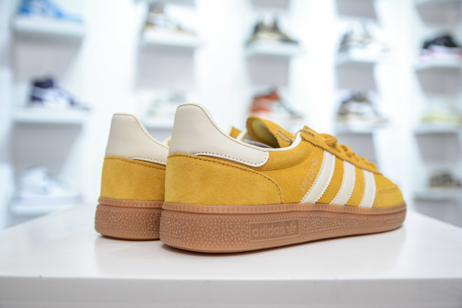 AD Originals Handball SPZL 手球运动员系列百搭休闲运动板鞋 IF7088
