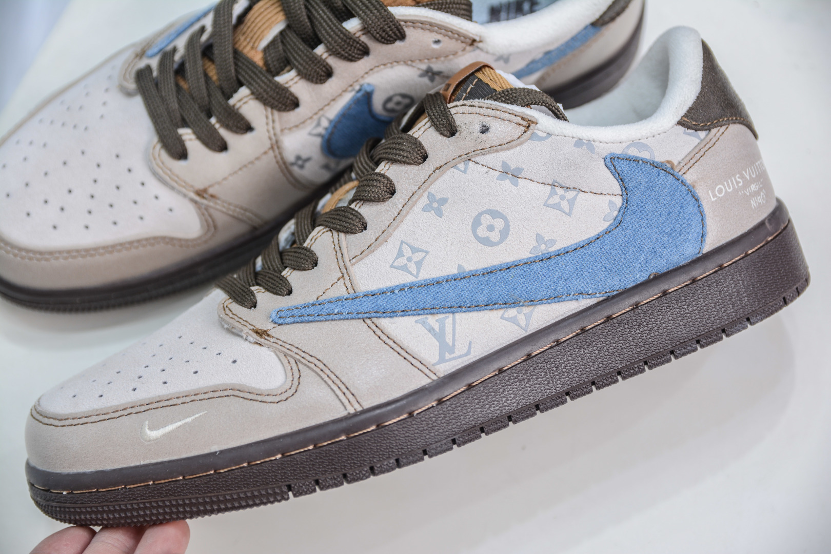 TS x Air Jordan x Louis Vuitton Air Jordan 1 Low Blue Grey Brown 7 cmp i1747157451027 2793 0 6