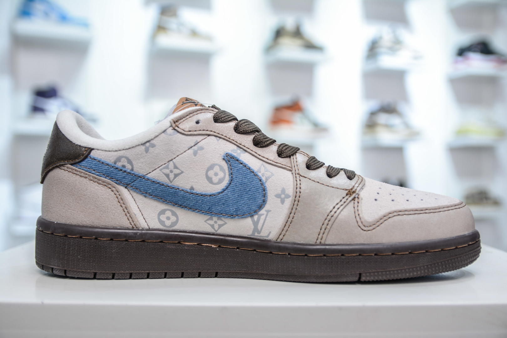 TS x Air Jordan x Louis Vuitton Air Jordan 1 Low Blue Grey Brown 3 cmp i1747157453144 440 0 2