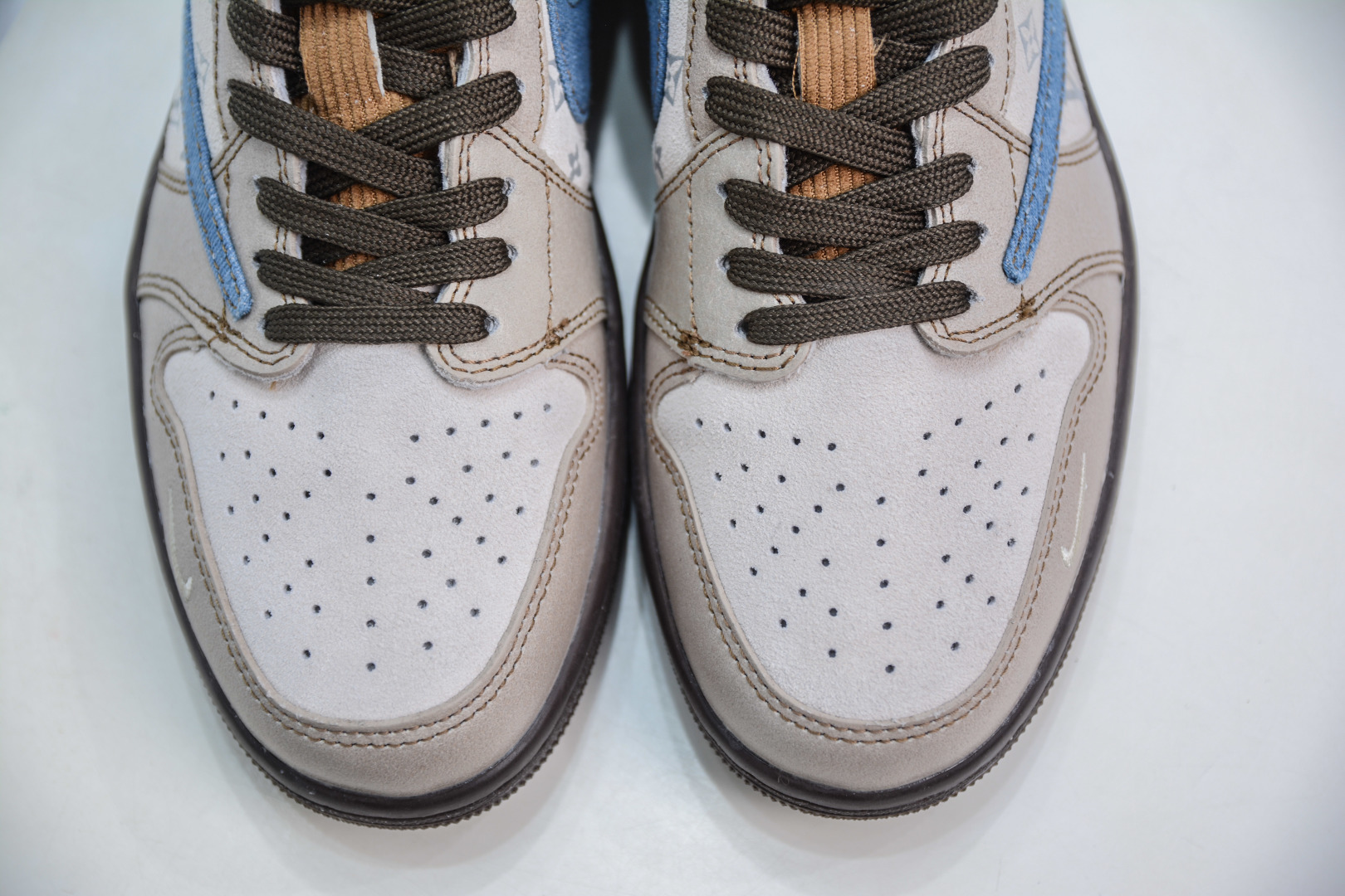 TS x Air Jordan x Louis Vuitton Air Jordan 1 Low Blue Grey Brown 9 cmp i1747157453187 6034 0 8