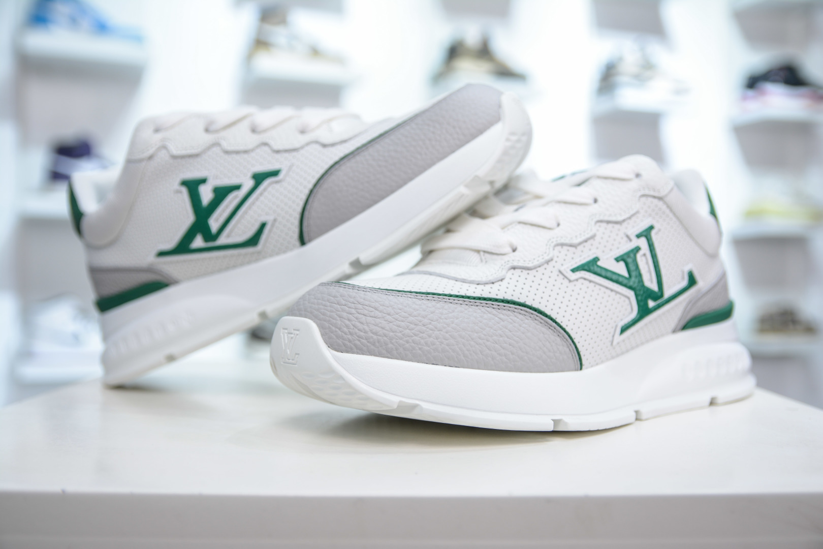 Louis Vuitton Classic Leather Sneakers - Lace-Up, Low-Top, Casual Shoes 4 cmp i1747158035520 9263 0 3
