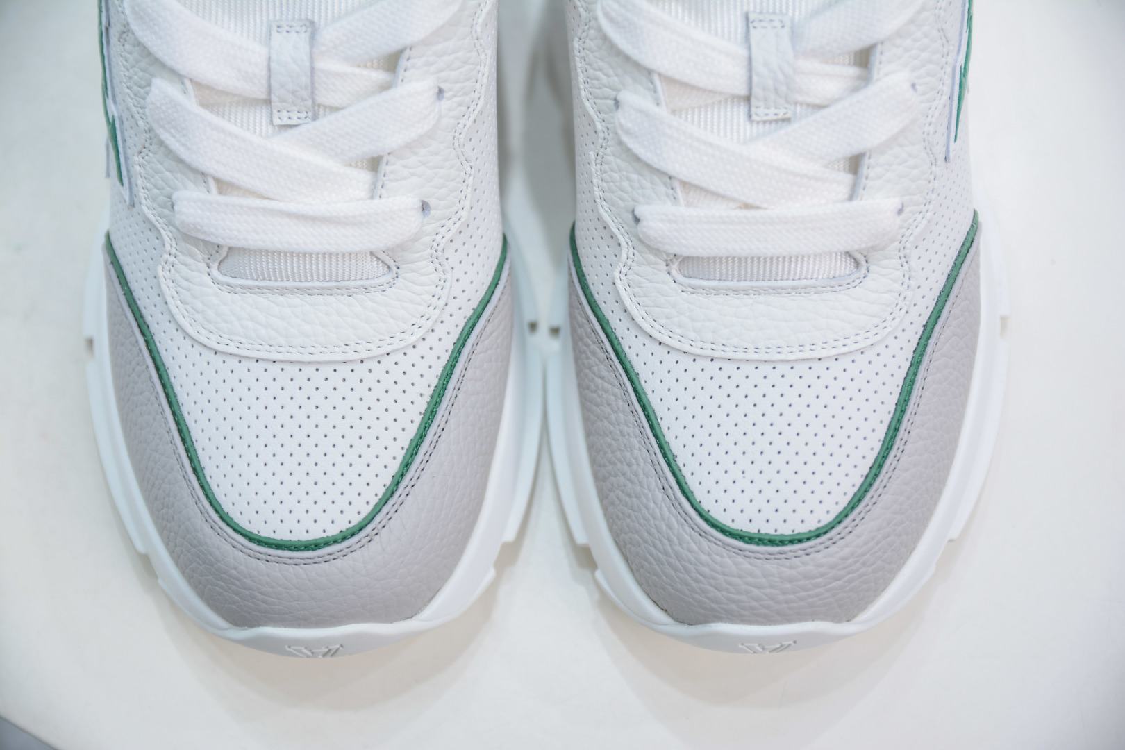 Louis Vuitton Classic Leather Sneakers - Lace-Up, Low-Top, Casual Shoes 9 cmp i1747158038753 3488 0 8