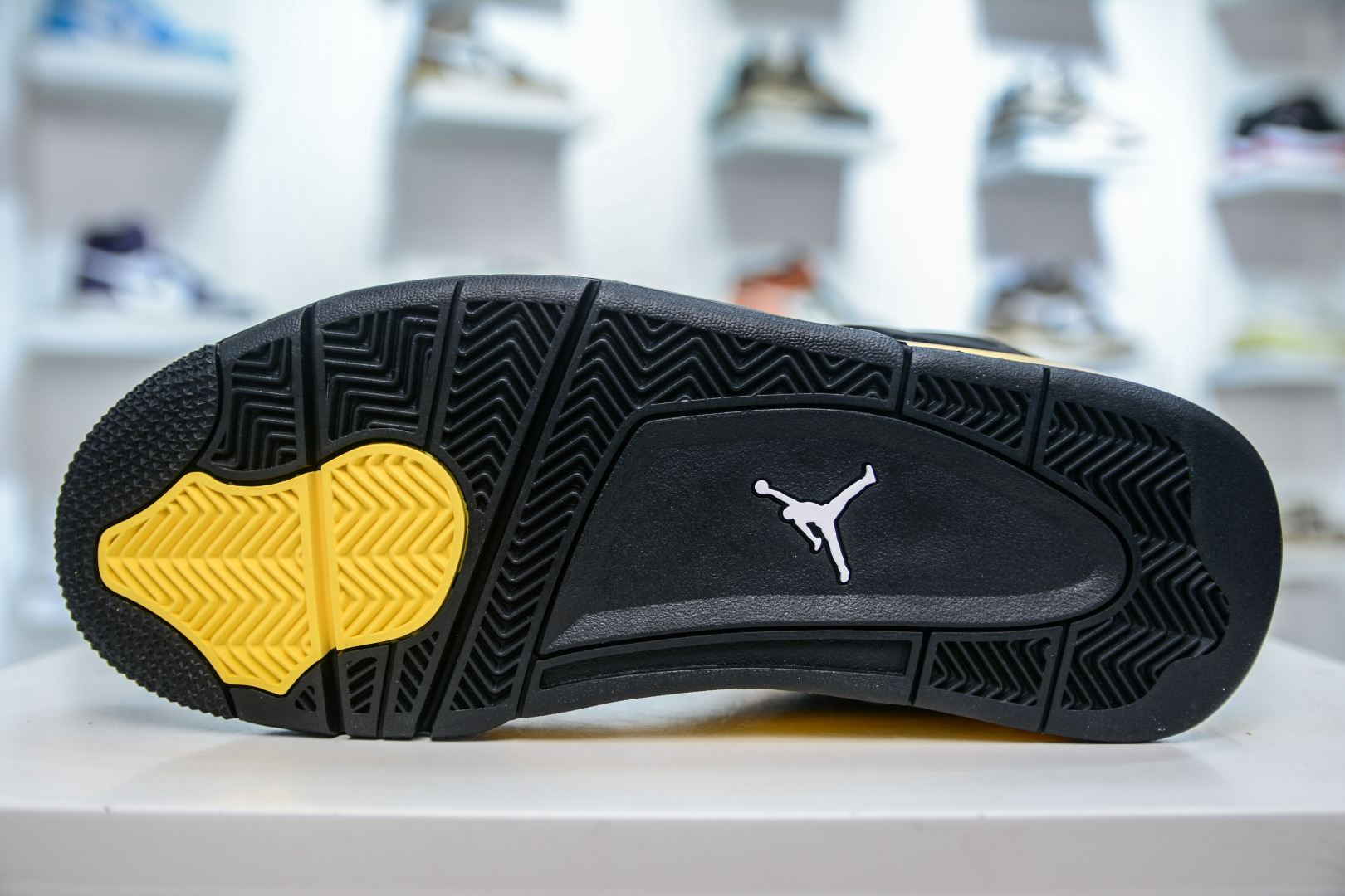 Air Jordan 4 Retro 'Thunder' Black/Yellow Premium Leather Sneaker 5 cmp i1747158451099 4374 0 4