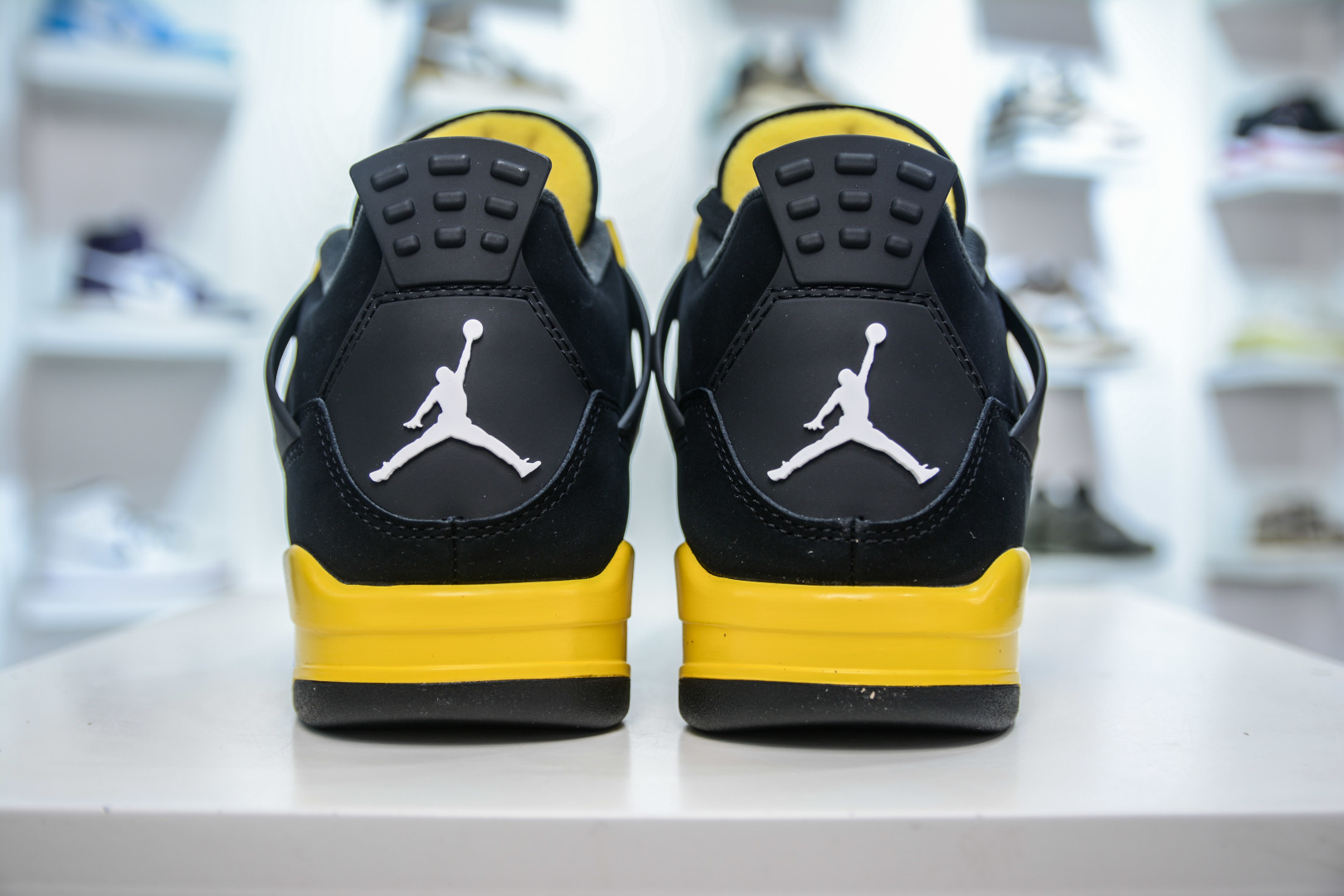 Air Jordan 4 Retro 'Thunder' Black/Yellow Premium Leather Sneaker 2 cmp i1747158453424 3593 0 1