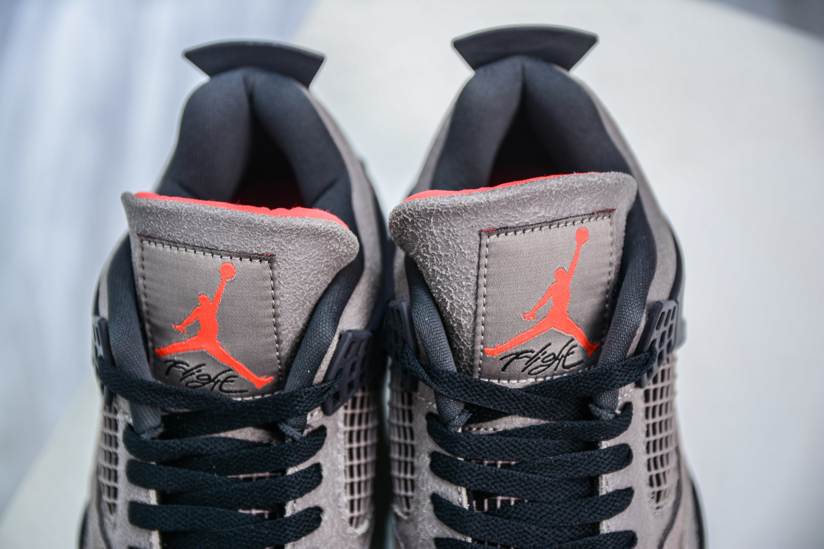 450 OG纯原 Air Jordan AJ4 ”Taupe Haze” 黑棕爆裂 / 摩卡配色 DB0732-200