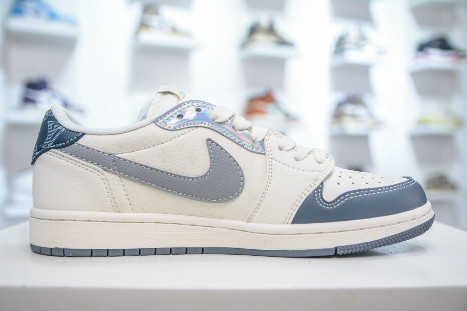 TS x Air Jordan x Louis Vuitton Air Jordan 1 Low - Brushed Grey Hook 4 cmp i1752507414013 2321 0 2