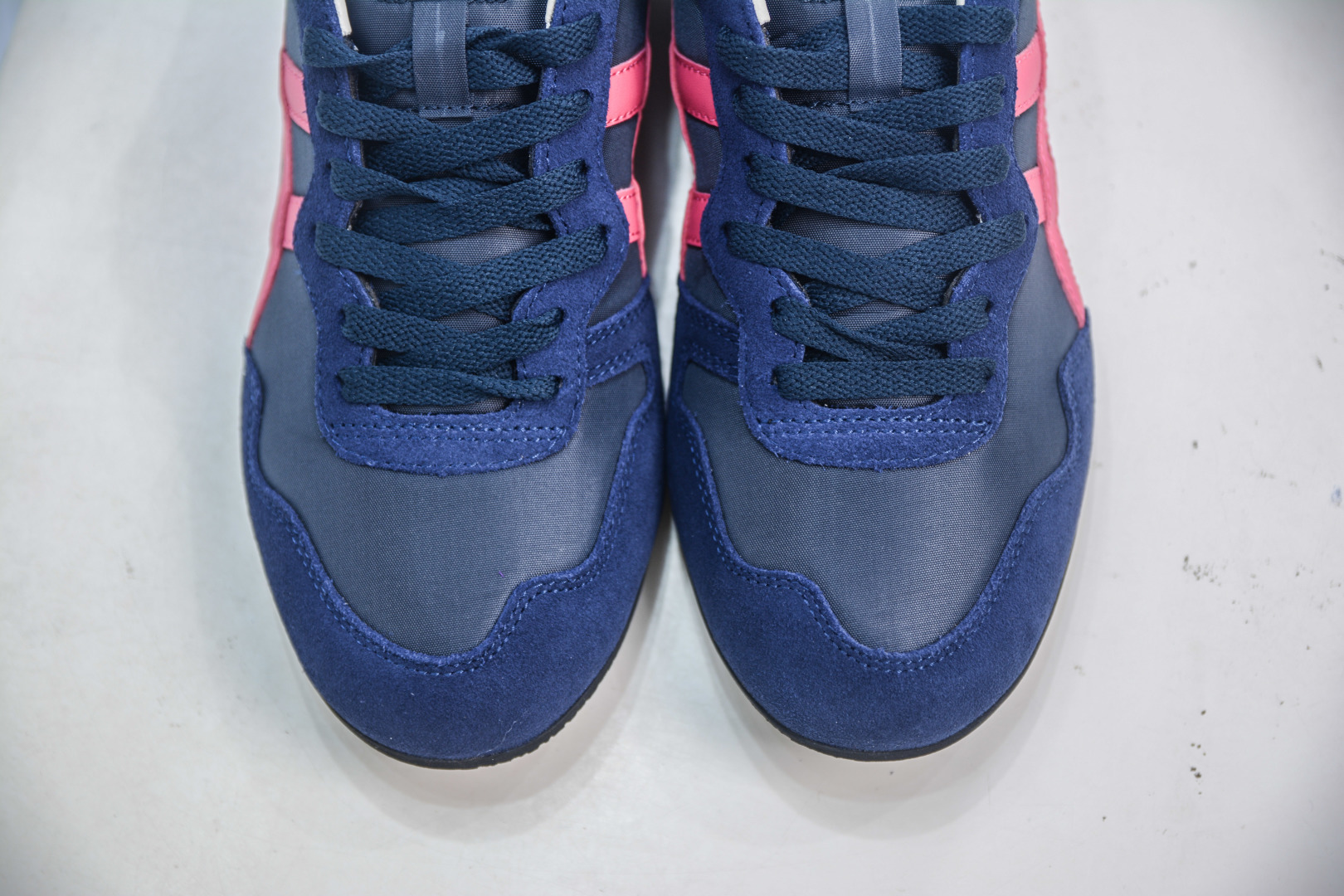 Onitsuka Tiger Serrano Sneakers - Lightweight, Comfortable, and Stylish 10 cmp i1752507551038 5729 0 8