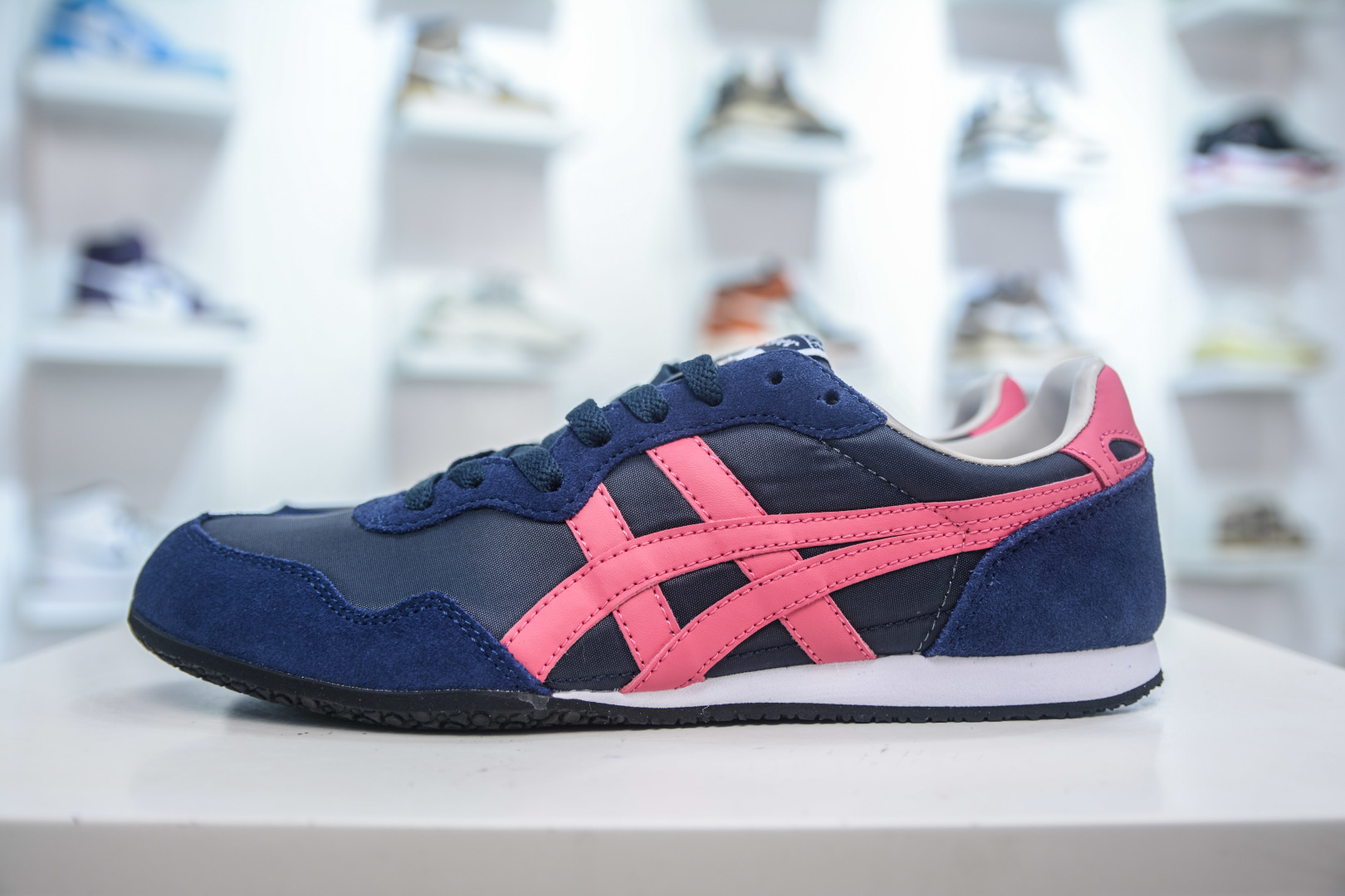 Onitsuka Tiger Serrano Sneakers - Lightweight, Comfortable, and Stylish 2 cmp i1752507552264 5001 0 0