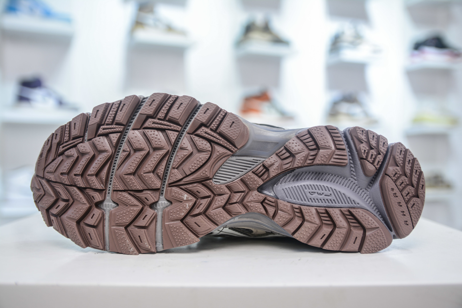 Asics Gel-Kahana 8 Running Shoes: Breathable, Comfortable, and Professional Grade 6 cmp i1752507606425 9313 0 4