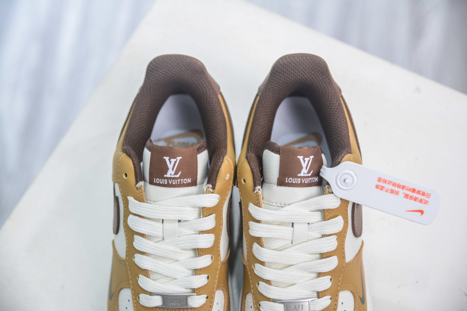 Louis Vuitton x Nike Air Force 1 White Brown Low-Top Sneaker (Unisex) 8 cmp i1752507656344 885 0 7