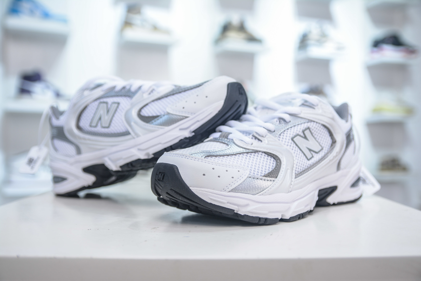 New Balance 530 Retro Running Shoes: Stylish Comfort, Classic Design 4 cmp i1752507705306 2465 0 3
