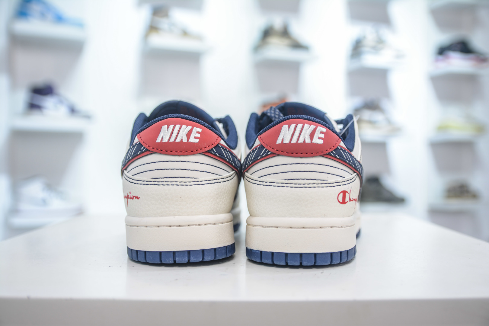 Nike SB Dunk Low x Champion Collaboration - Premium Craftsmanship, Stylish Design 2 cmp i1752507756143 1145 0 1