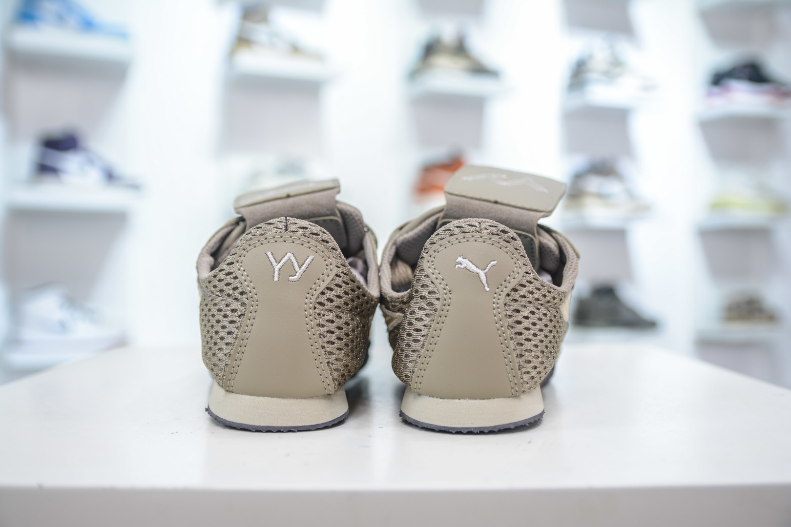 Puma H-Street Sneakers: Retro Style, Breathable Mesh, and Optimal Comfort 2 cmp i1752587058683 775 0 1