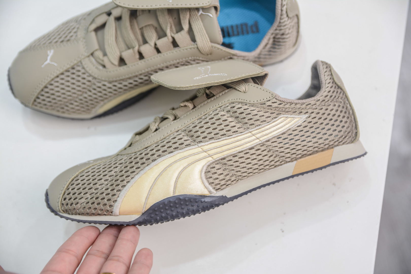 Puma H-Street Sneakers: Retro Style, Breathable Mesh, and Optimal Comfort 7 cmp i1752587059426 5376 0 6